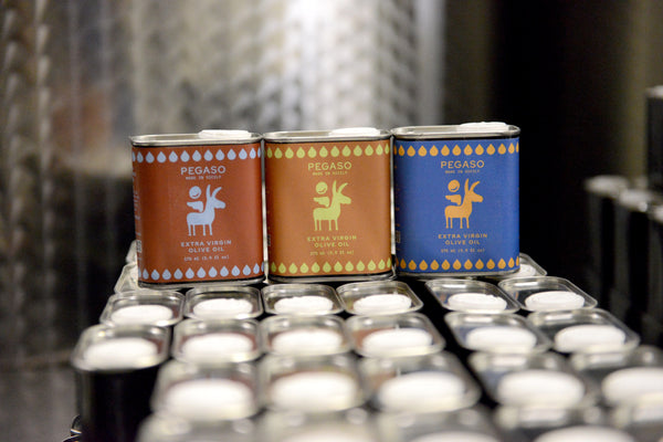 Pegaso EVOO Bomboniere Trio - three Sicilian extra virgin olive oil tins as an olive oil gift set